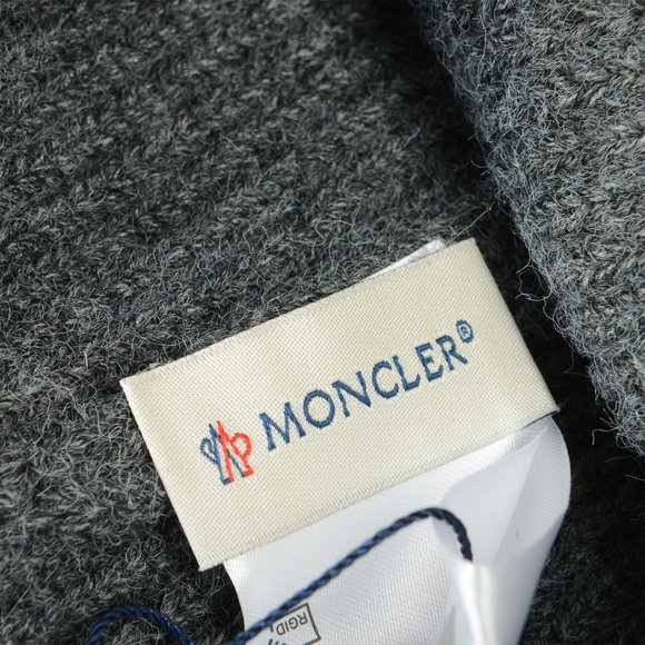 Moncler Unisex Gray 100% Wool Knitted Beanie Hat One Size - Picture 4 of 5
